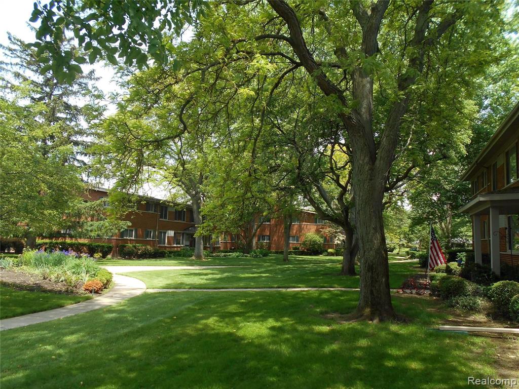 1127 Derby Road Birmingham, MI 48009 - Photo 16 of 18