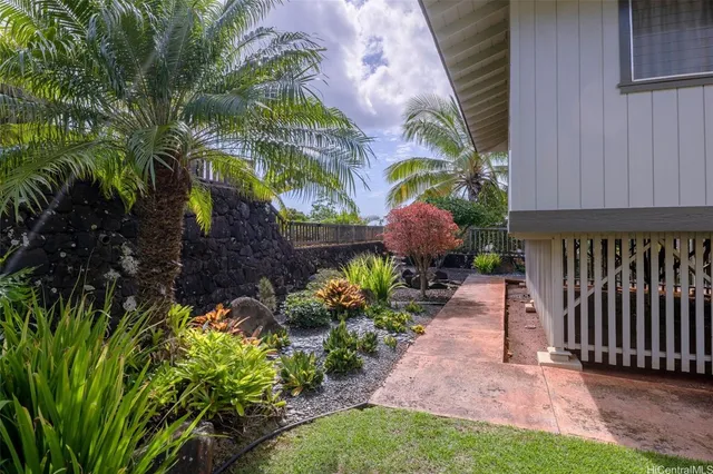 $1,450,000 | 98-1619 Nahele Street, Aiea, HI 96701