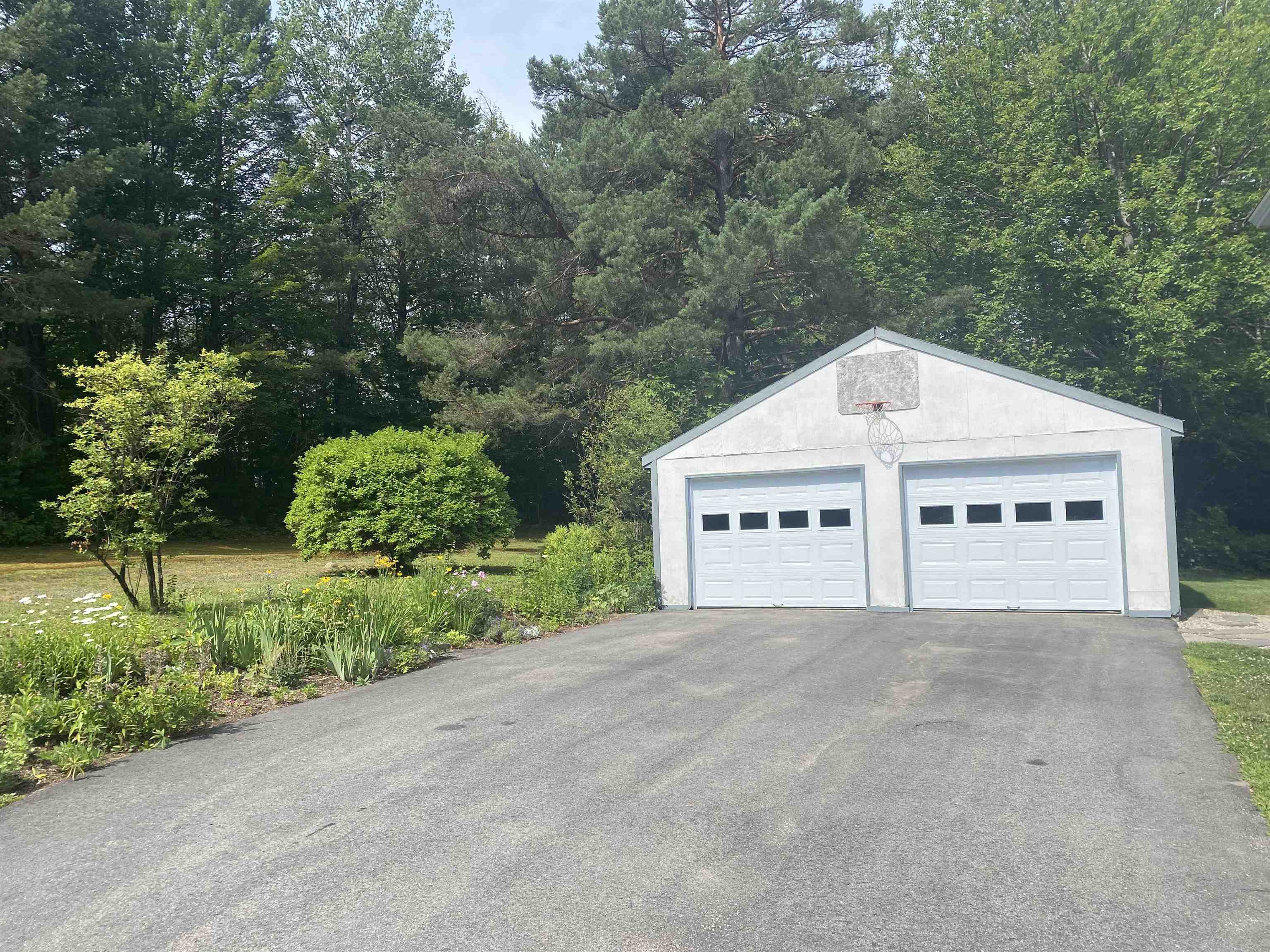 248 Tasker Hill Road Conway, NH 03818 - Photo 3 of 24 Gallery Image 3