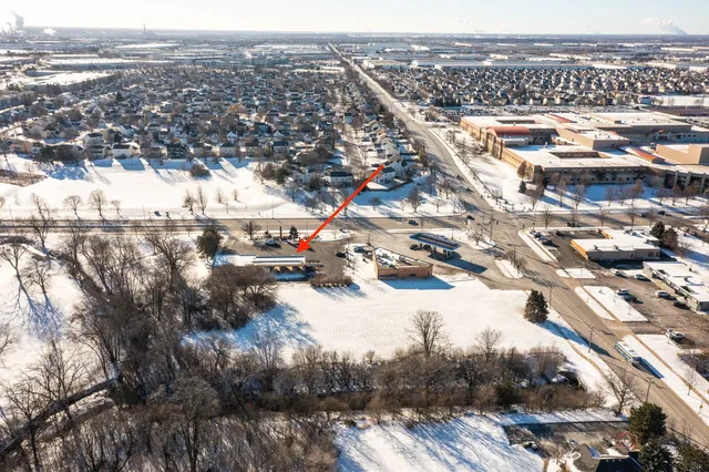 $1,500,000 | 450 Lily Cache Lane, Bolingbrook, IL 60440