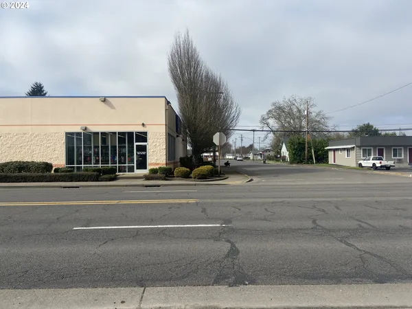 $247,000 | 1480 Ivy Street, Junction City, OR 97448
