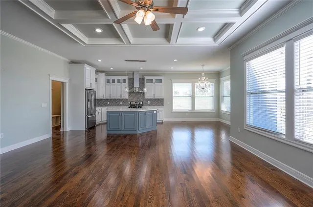 $950,000 | 449 North 86th Street, Kansas City, KS 66112