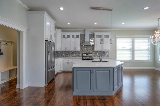 $1,100,000 | 449 North 86th Street, Kansas City, KS 66112