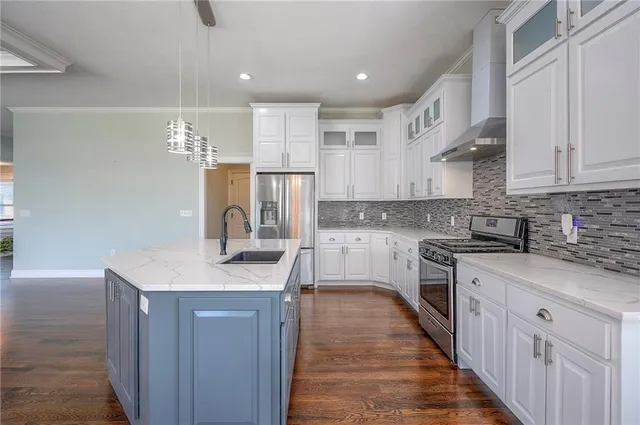 $1,100,000 | 449 North 86th Street, Kansas City, KS 66112