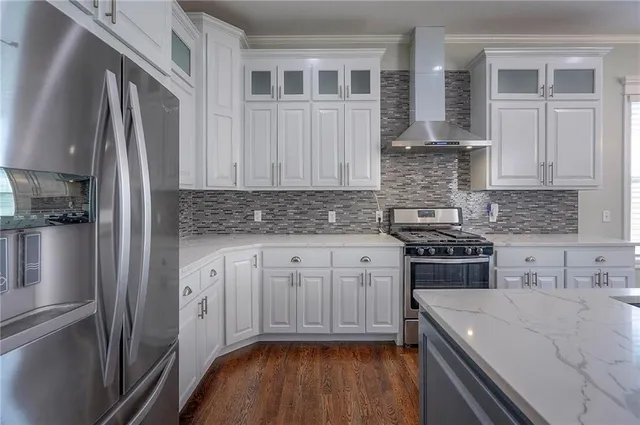 $1,100,000 | 449 North 86th Street, Kansas City, KS 66112