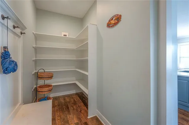 $950,000 | 449 North 86th Street, Kansas City, KS 66112