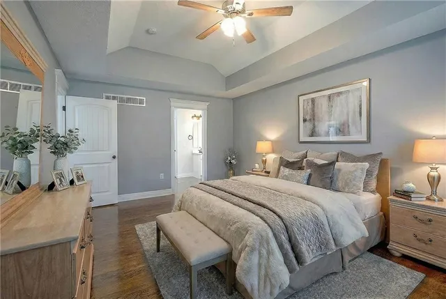 $950,000 | 449 North 86th Street, Kansas City, KS 66112