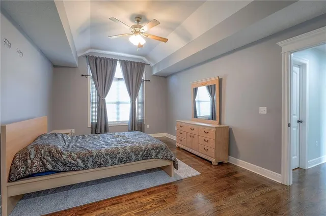 $950,000 | 449 North 86th Street, Kansas City, KS 66112