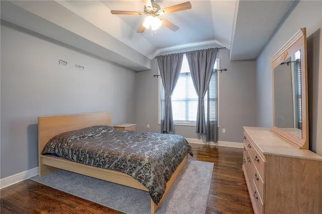 $950,000 | 449 North 86th Street, Kansas City, KS 66112