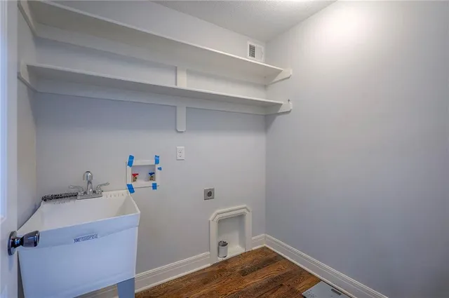 $1,100,000 | 449 North 86th Street, Kansas City, KS 66112