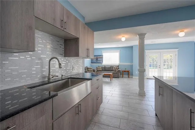 $950,000 | 449 North 86th Street, Kansas City, KS 66112