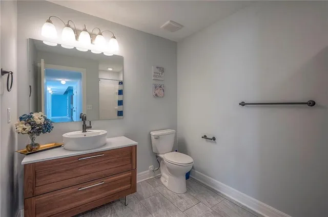 $950,000 | 449 North 86th Street, Kansas City, KS 66112