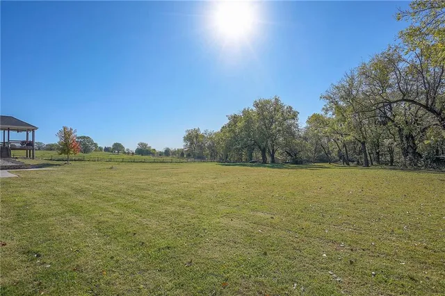 $950,000 | 449 North 86th Street, Kansas City, KS 66112