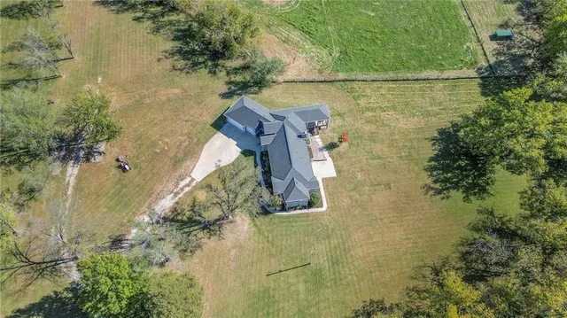 $1,100,000 | 449 North 86th Street, Kansas City, KS 66112