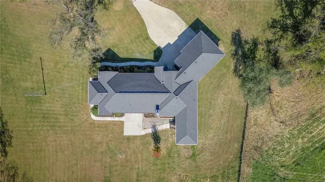 $950,000 | 449 North 86th Street, Kansas City, KS 66112