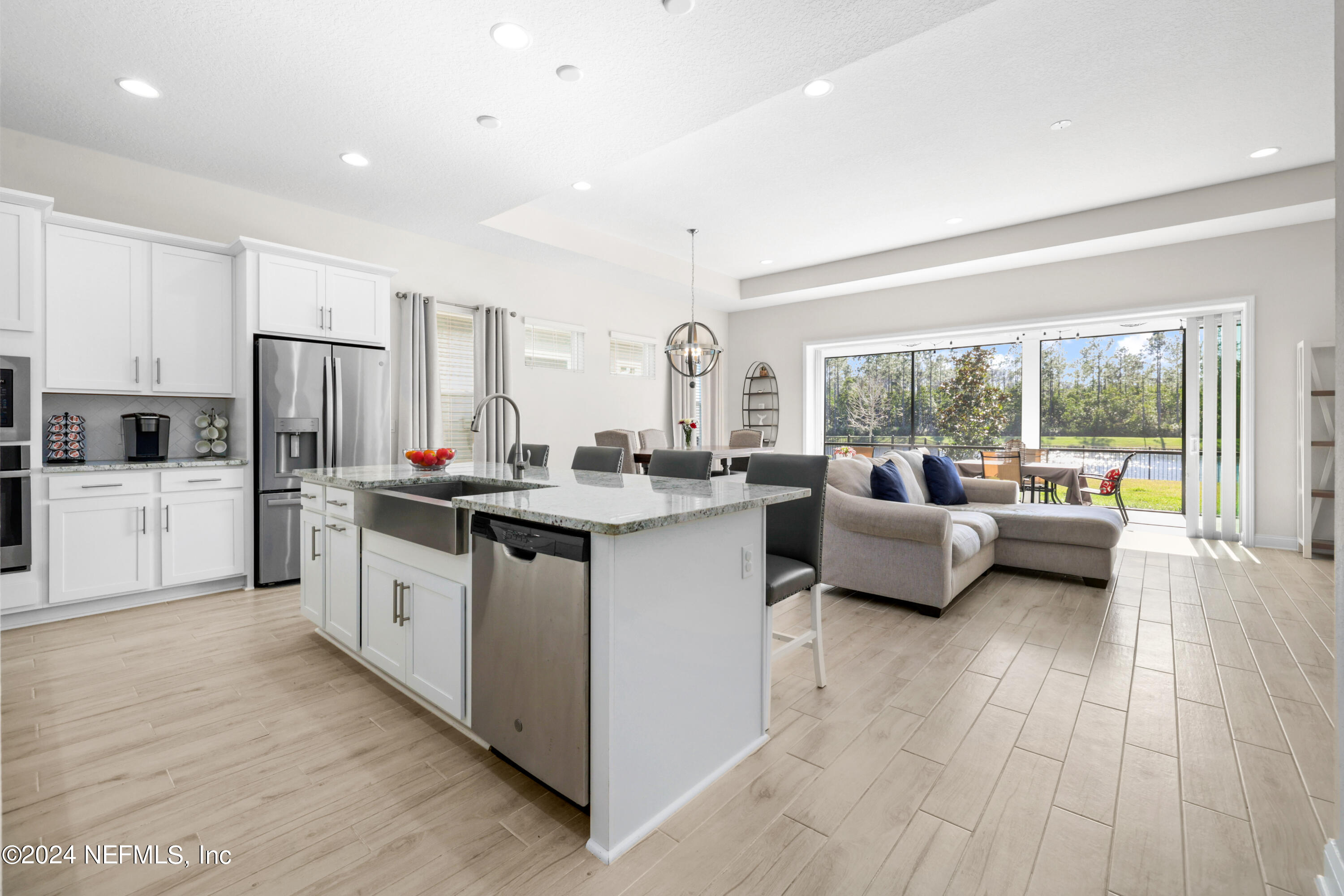 70 Shadow Rdg Trail Ponte Vedra, FL 32081 - Photo 11 of 57 Large Island/Breakfast Bar