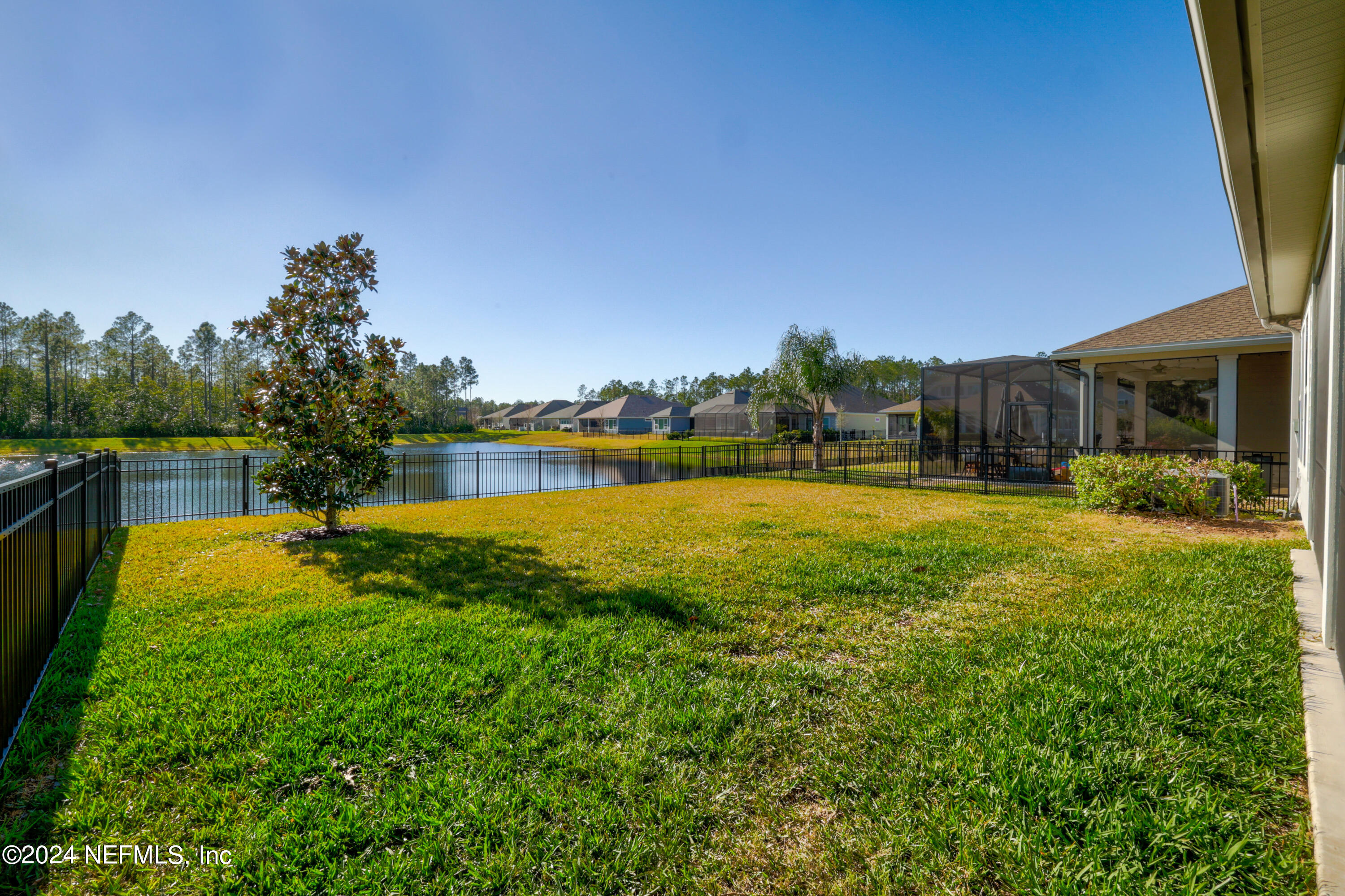 70 Shadow Rdg Trail Ponte Vedra, FL 32081 - Photo 40 of 57 Beautifully Maintained Yard!