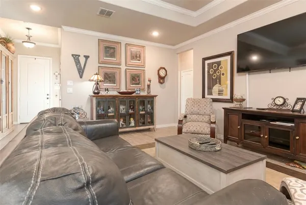 $420,000 | 145 Mockingbird Hl Drive, Joshua, TX 76058