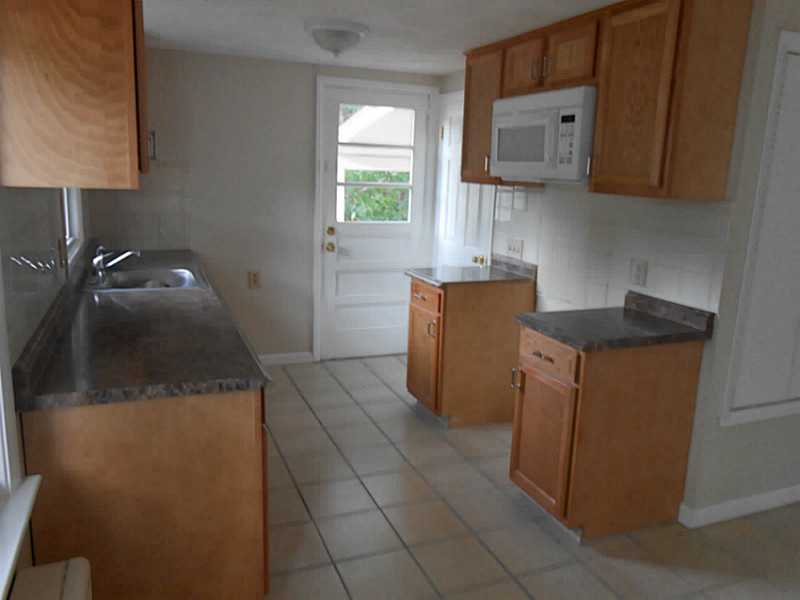 350 Arnold Road Coventry, RI 02816 - Photo 11 of 17 Kitchen.