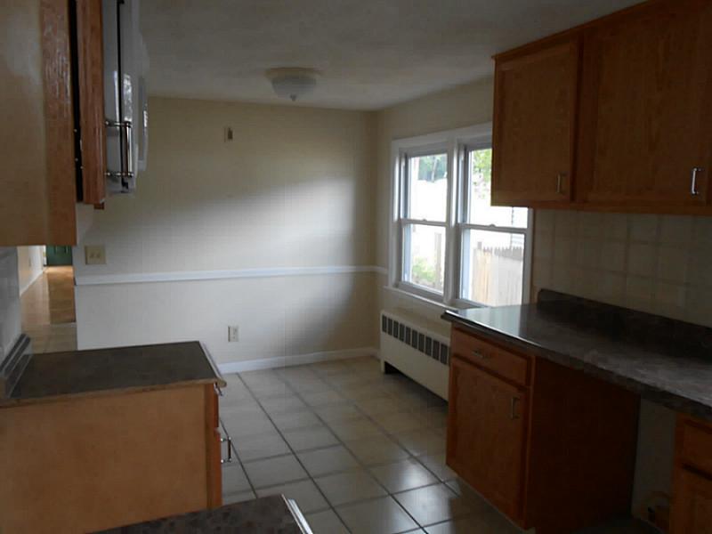 350 Arnold Road Coventry, RI 02816 - Photo 12 of 17 Kitchen.