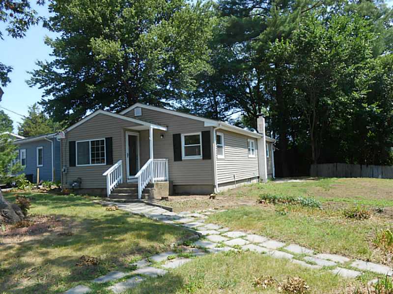 350 Arnold Road Coventry, RI 02816 - Photo 2 of 17 Exterior Front.
