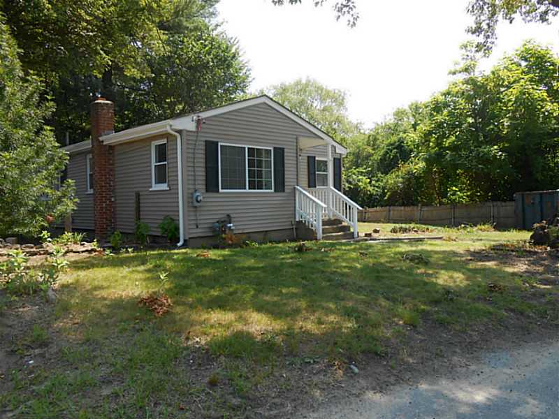 350 Arnold Road Coventry, RI 02816 - Photo 3 of 17 Exterior Front.