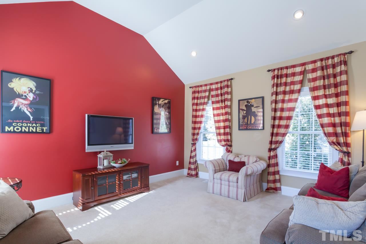 11213 Ridgegate Drive Raleigh, NC 27617 - Photo 14 of 24 Gallery Image 14