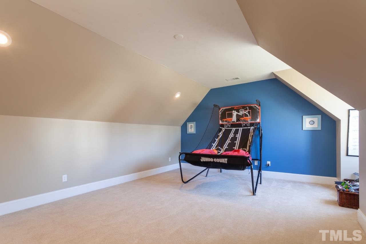 11213 Ridgegate Drive Raleigh, NC 27617 - Photo 22 of 24 Gallery Image 22