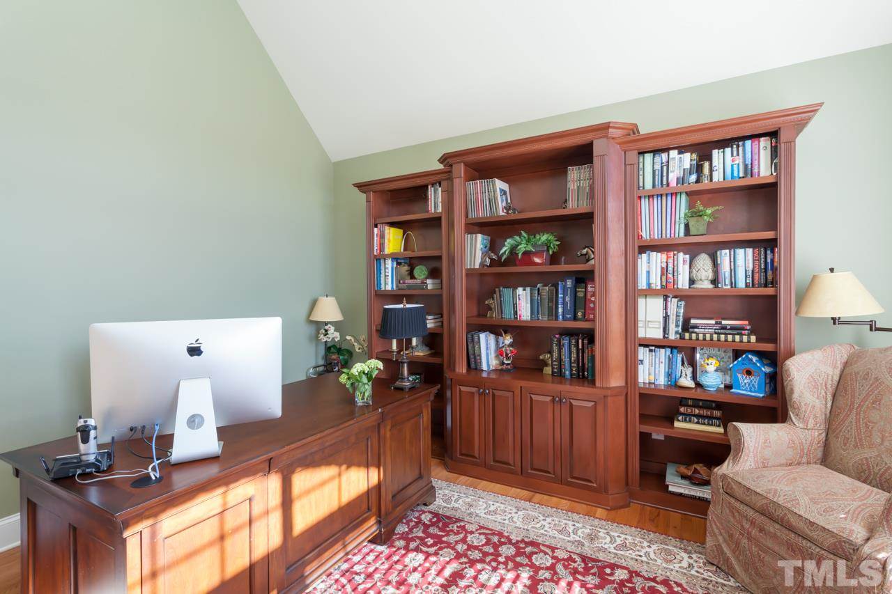 11213 Ridgegate Drive Raleigh, NC 27617 - Photo 4 of 24 Gallery Image 4