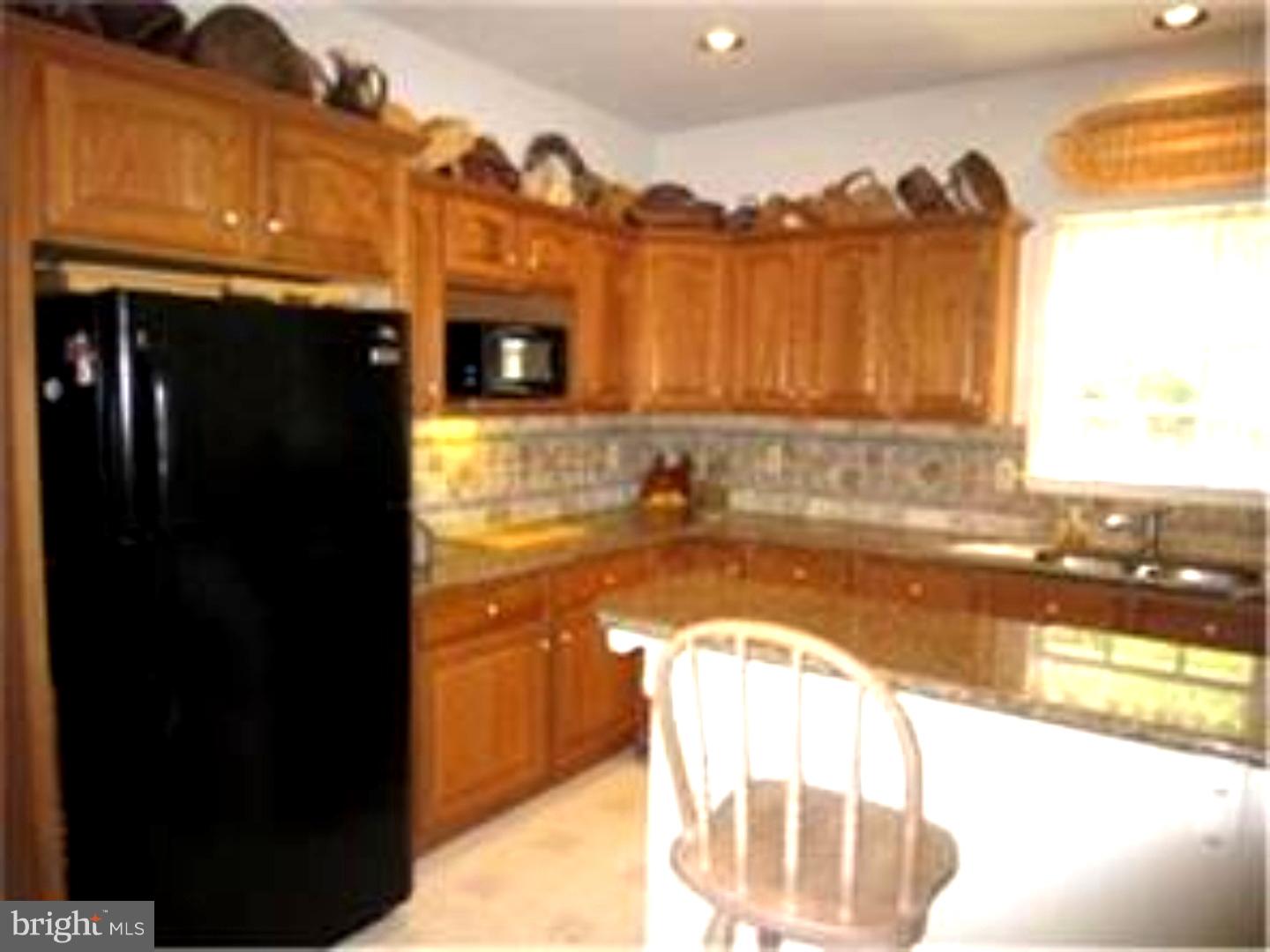 420 Northview Road Birdsboro, PA 19508 - Photo 5 of 19 Kitchen