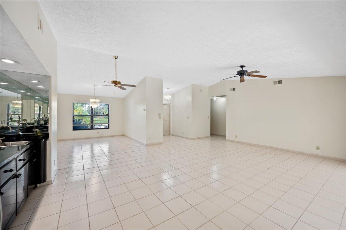 2022 Southeast Pyramid Road Port St. Lucie, FL 34952 - Photo 7 of 33 11-DSC_1903