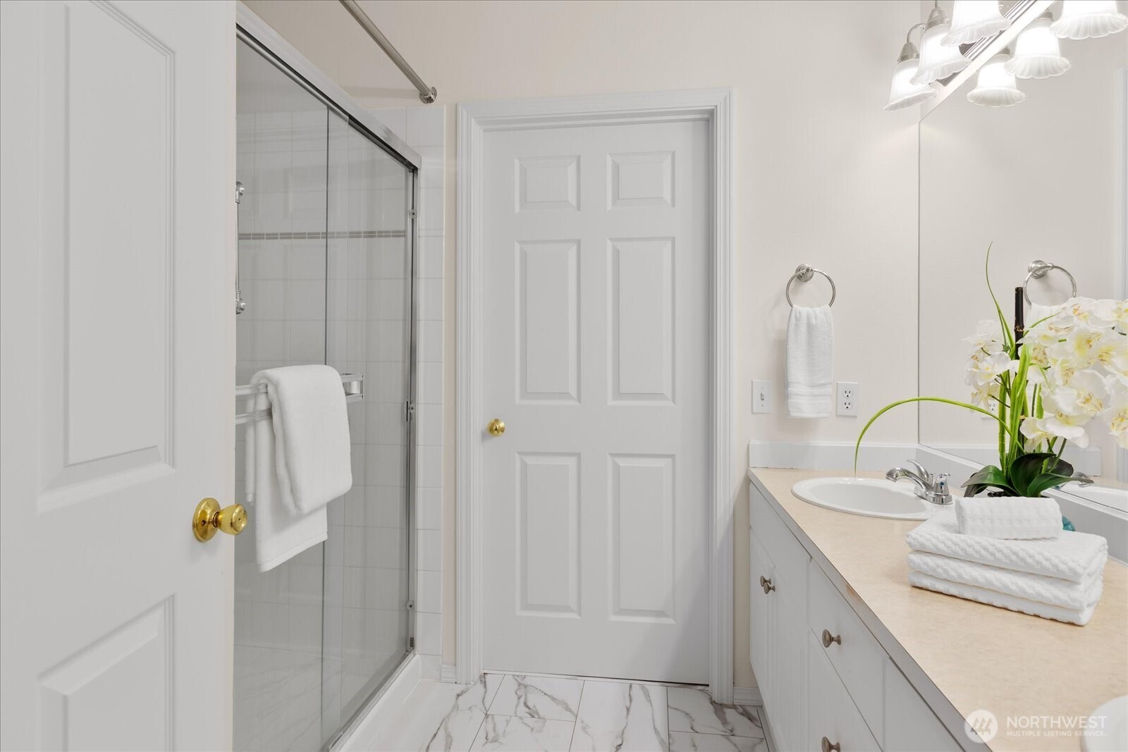 420 228th Street Southwest, Unit B 102 Bothell, WA 98021 - Photo 23 of 37