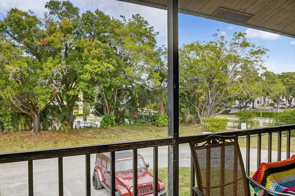 $2,000 | 4191 South 57th Avenue, Unit G, Greenacres, FL 33463