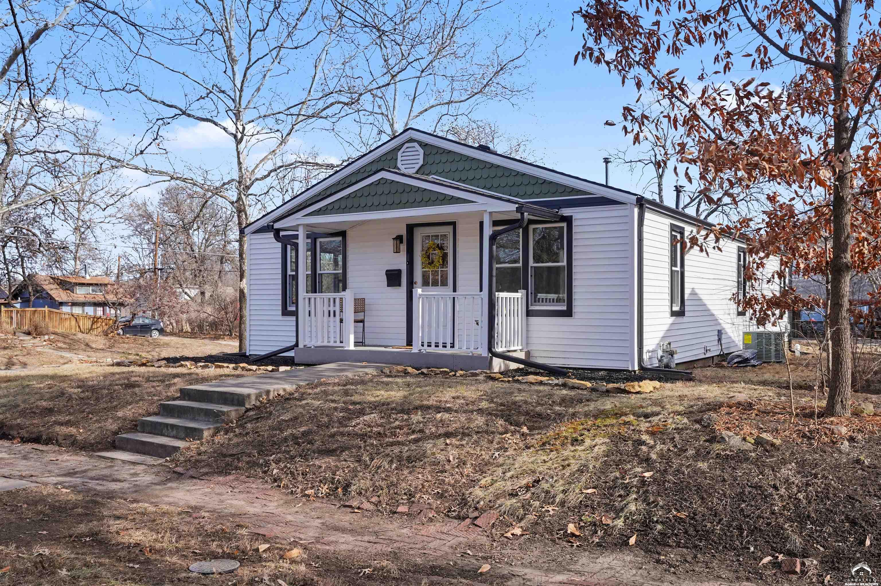 700 Missouri Street Lawrence, KS 66044 - Photo 1 of 1