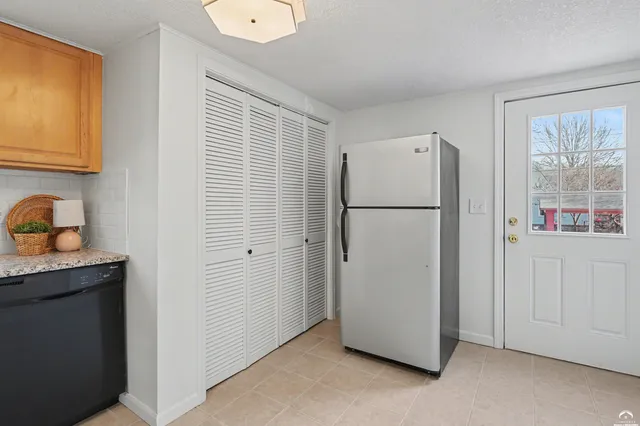 $295,000 | 700 Missouri Street, Lawrence, KS 66044