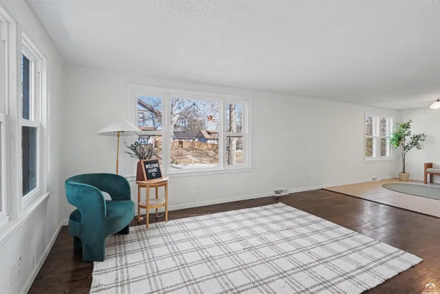 $295,000 | 700 Missouri Street, Lawrence, KS 66044