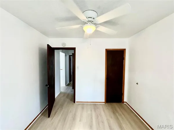 $1,000 | 3304 Fernwood Avenue, Alton, IL 62002