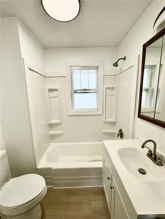 $1,000 | 3304 Fernwood Avenue, Alton, IL 62002