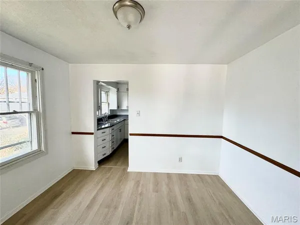 $1,000 | 3304 Fernwood Avenue, Alton, IL 62002