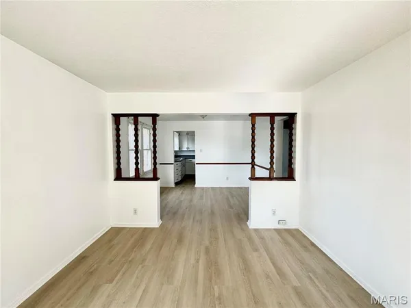 $1,000 | 3304 Fernwood Avenue, Alton, IL 62002