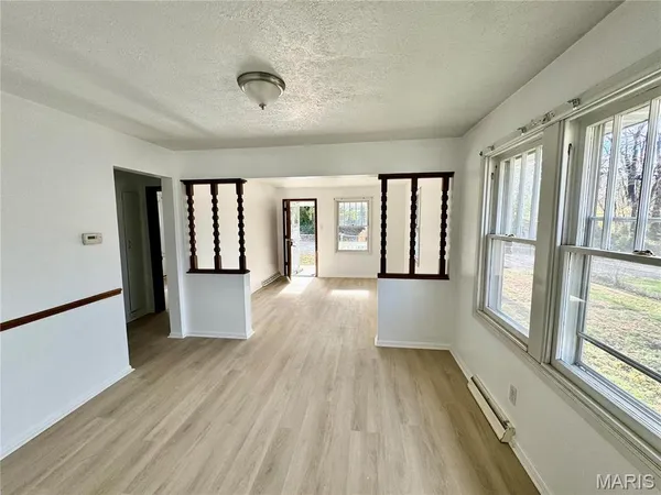 $1,000 | 3304 Fernwood Avenue, Alton, IL 62002