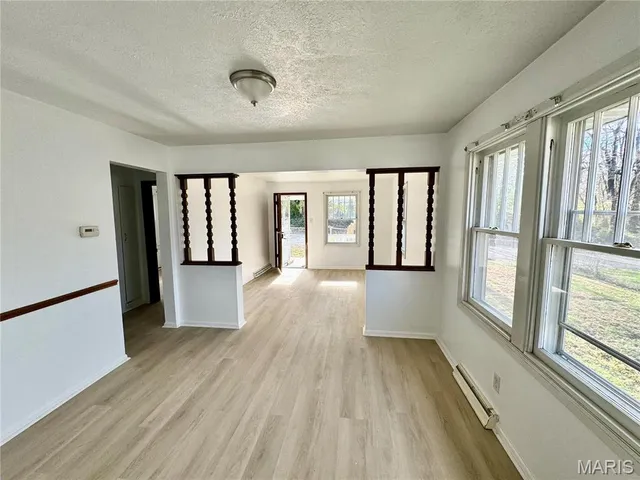 $1,000 | 3304 Fernwood Avenue, Alton, IL 62002