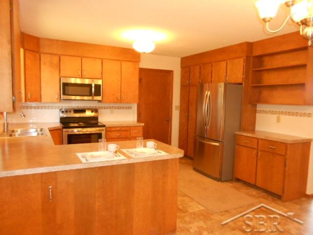 4911 North Hope Road Hope, MI 48628 - Photo 8 of 20 31264914-7.JPG