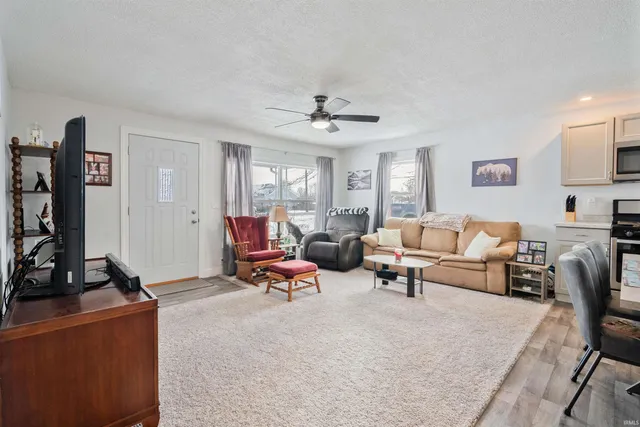 $154,900 | 645 North Union Street, Russiaville, IN 46979