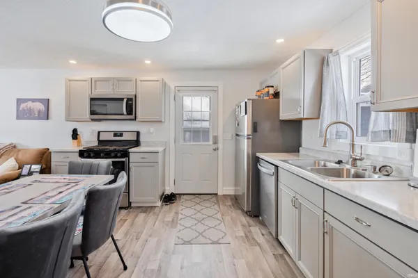 $157,500 | 645 North Union Street, Russiaville, IN 46979