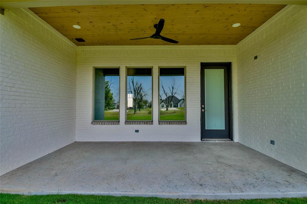 2719 Village Road Granbury, TX 76049 - Photo 32 of 35