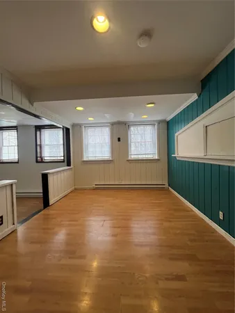 $1,600 | 22 East Main Street, Middletown, NY 10940