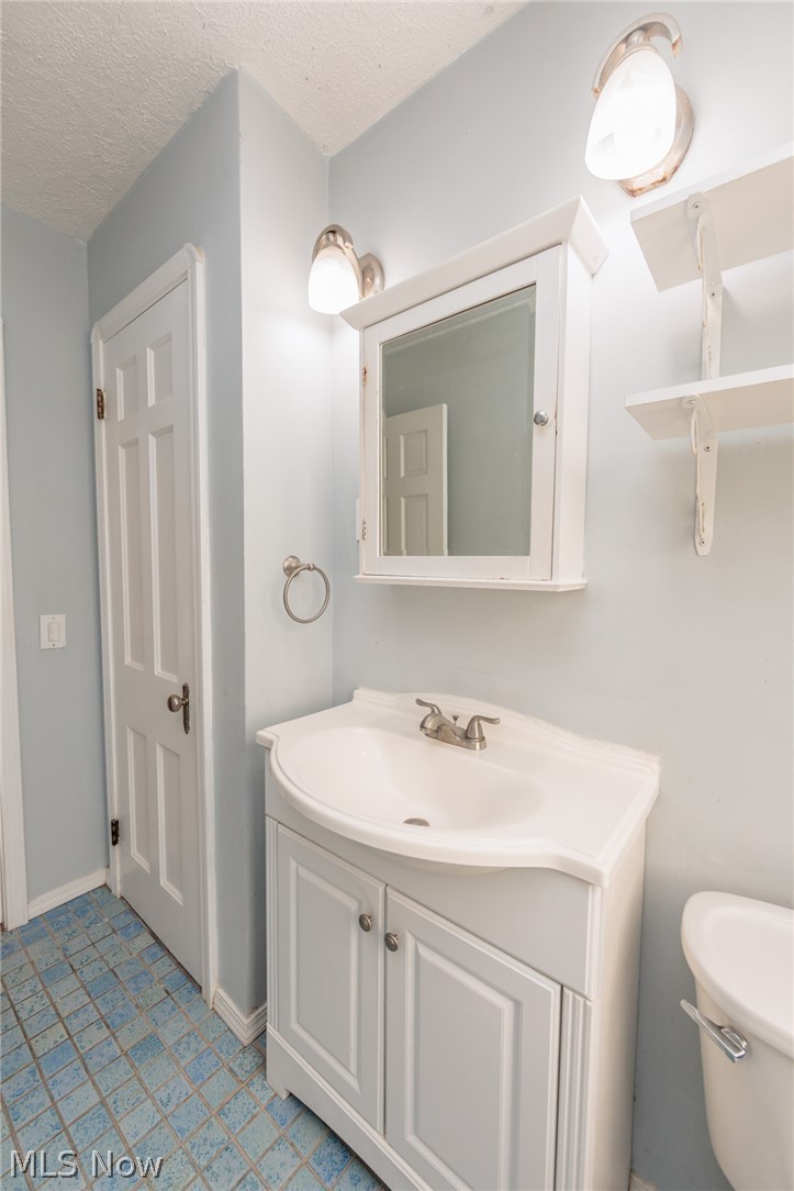 3265 Berea Road Cleveland, OH 44111 - Photo 13 of 35 Gallery Image 13