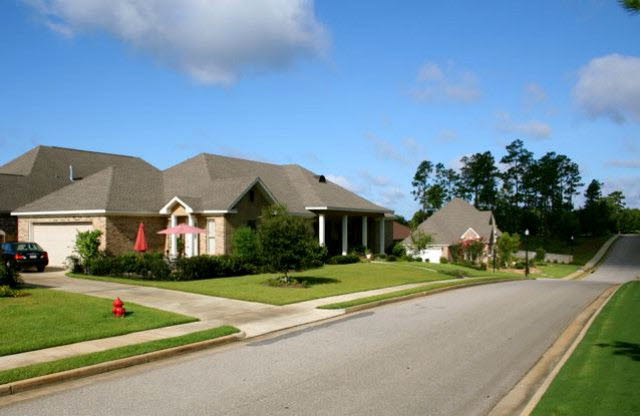 125 Pinnacle Court Fairhope, AL 36532 - Photo 2 of 10