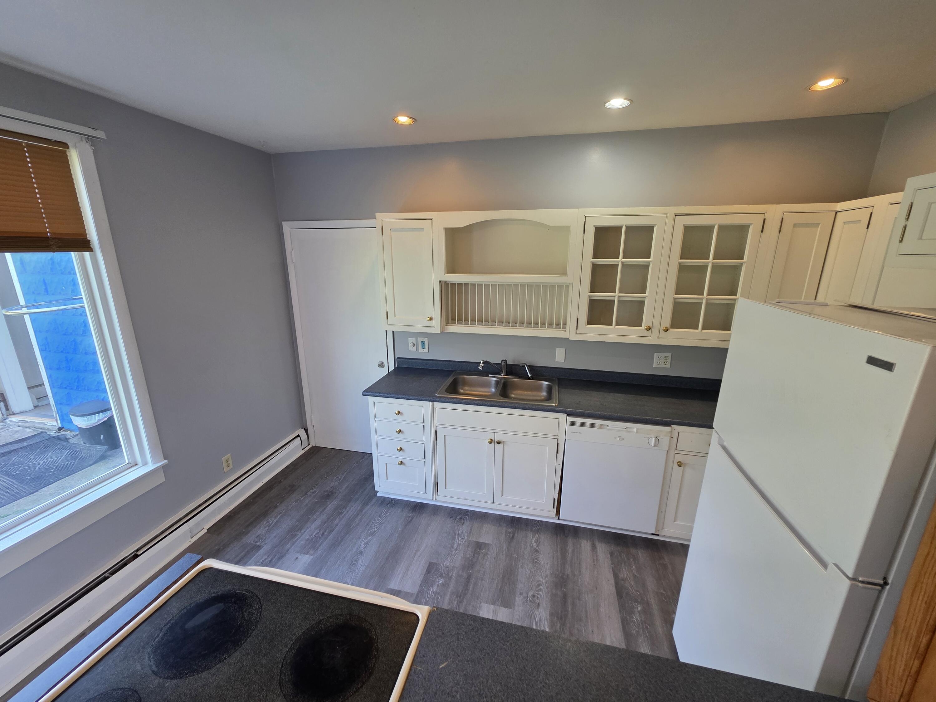 214 Arthur Street Manistee, MI 49660 - Photo 15 of 52 20250605_084145